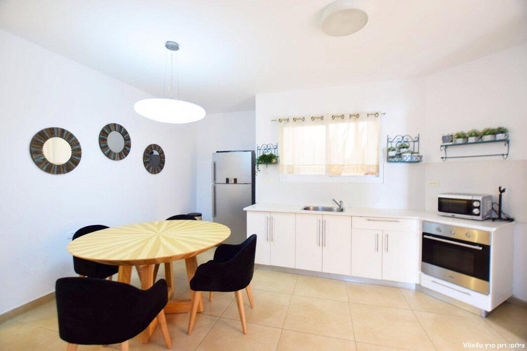 וילה גלי מרכז  20  נופש - וי פור ויקיישן - V for Vacation