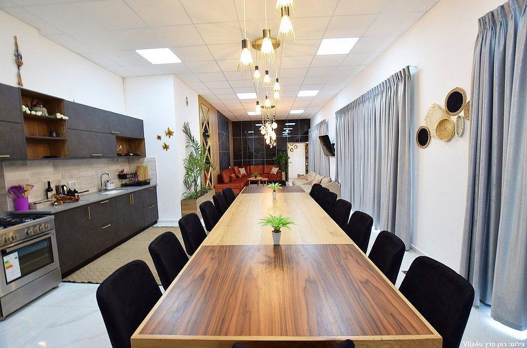 וילה סטאר לייט צפון  18  נופש - וי פור ויקיישן - V for Vacation