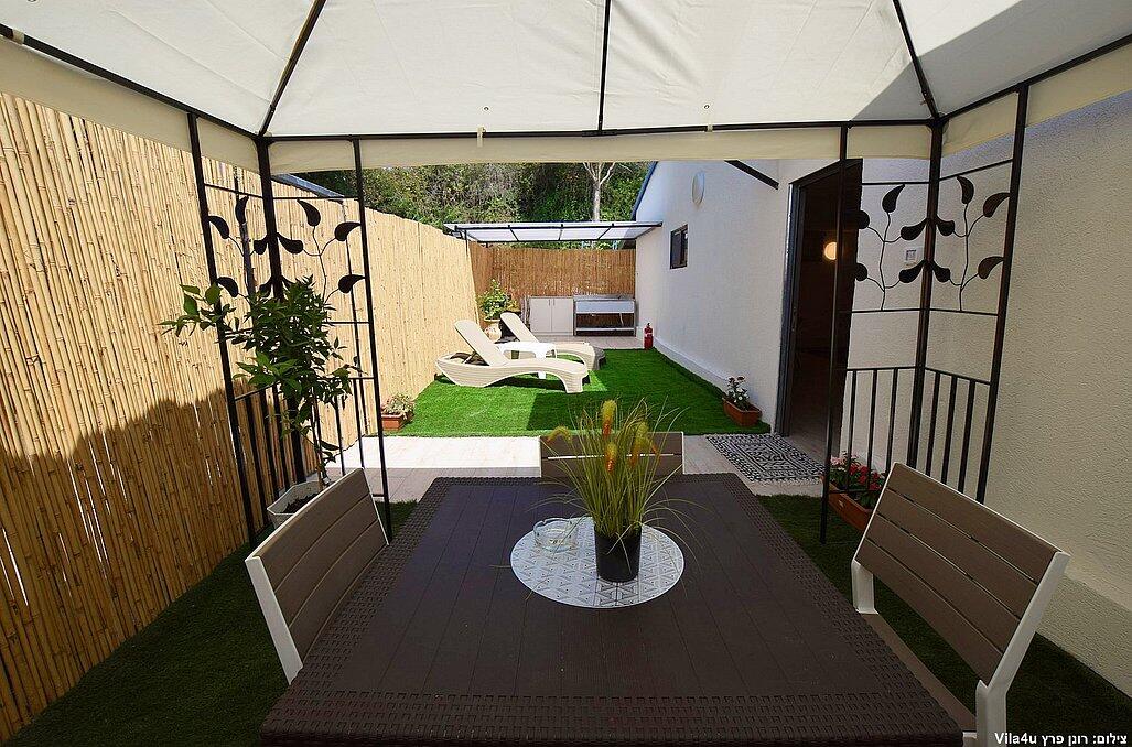 לקשורי סוויט - Luxury suite צפון  6  נופש - וי פור ויקיישן - V for Vacation