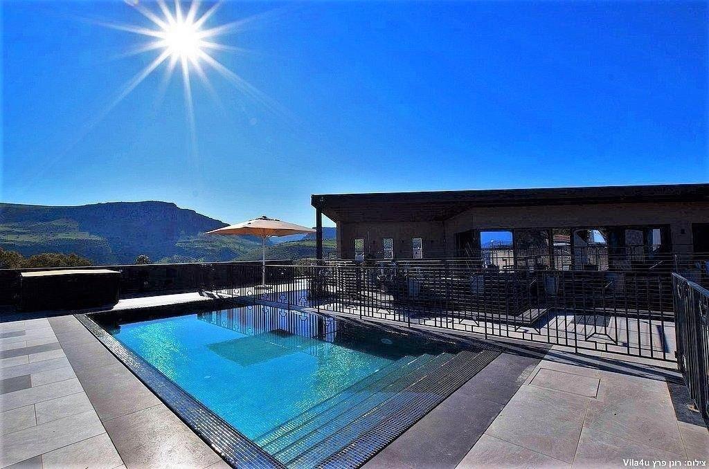 וילה טריפל צפון  1  נופש - וי פור ויקיישן - V for Vacation