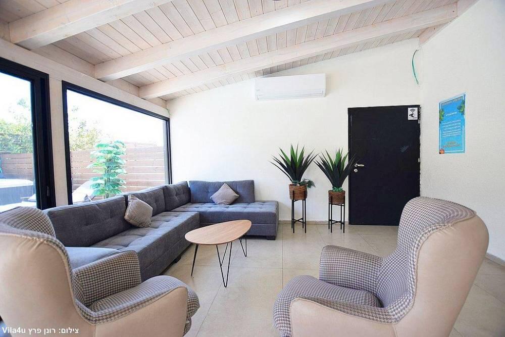 וילה אלין צפון  11  נופש - וי פור ויקיישן - V for Vacation