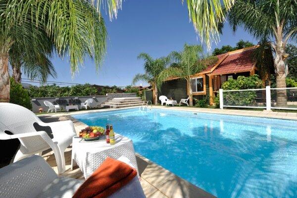 אצולת הכנרת צפון  2  נופש - וי פור ויקיישן - V for Vacation