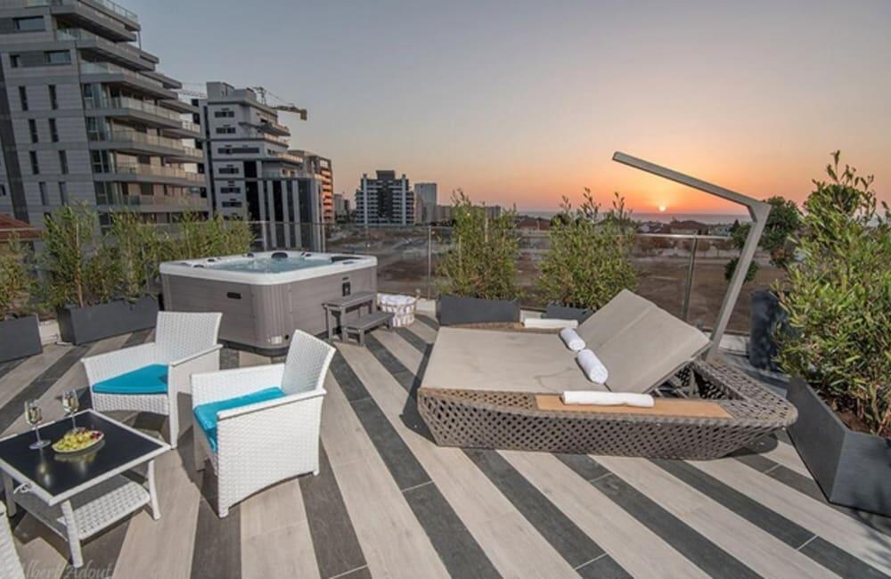 ארכיטקט ביץ האוס מרכז  5  נופש - וי פור ויקיישן - V for Vacation