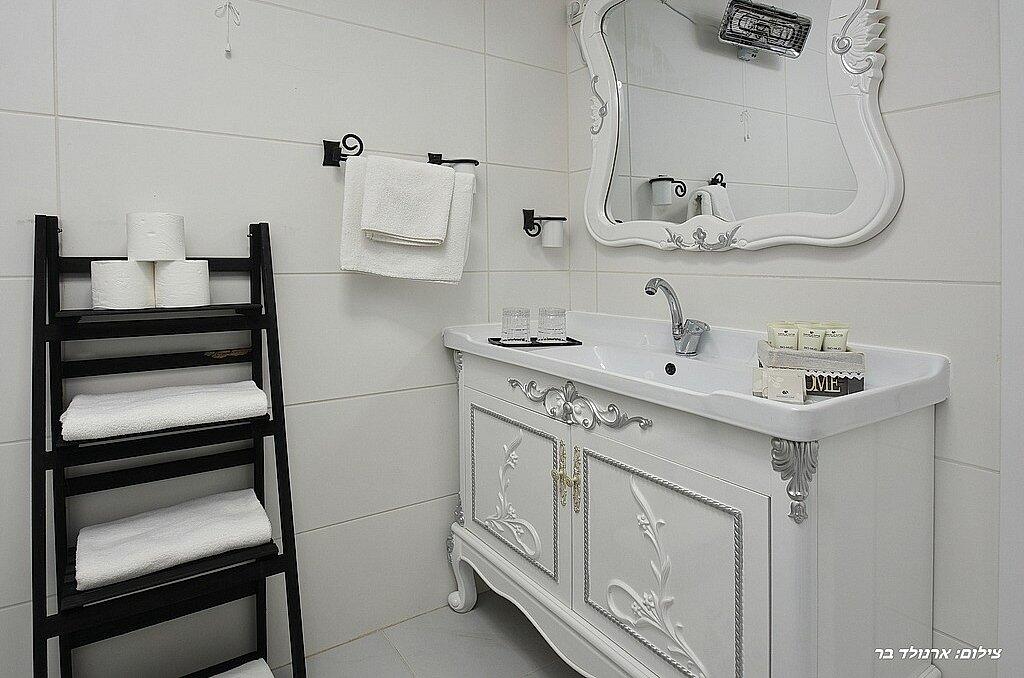 וילה רוז פרימיום לפידות צפון  11  נופש - וי פור ויקיישן - V for Vacation