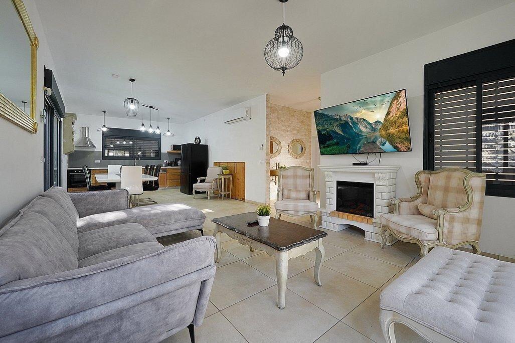 שקד באופק - וילה בוטיק צפון  12  נופש - וי פור ויקיישן - V for Vacation