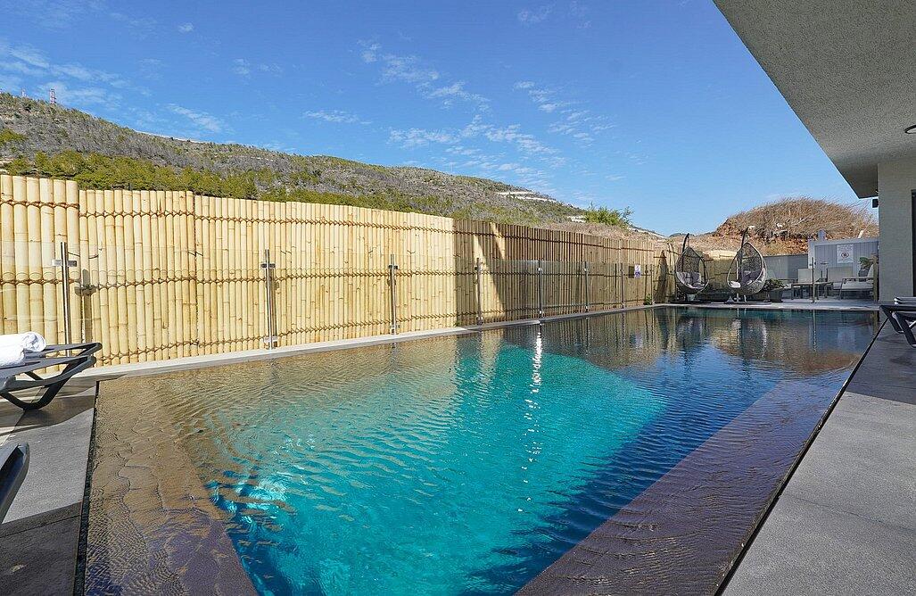 וילה הראל צפון  2  נופש - וי פור ויקיישן - V for Vacation