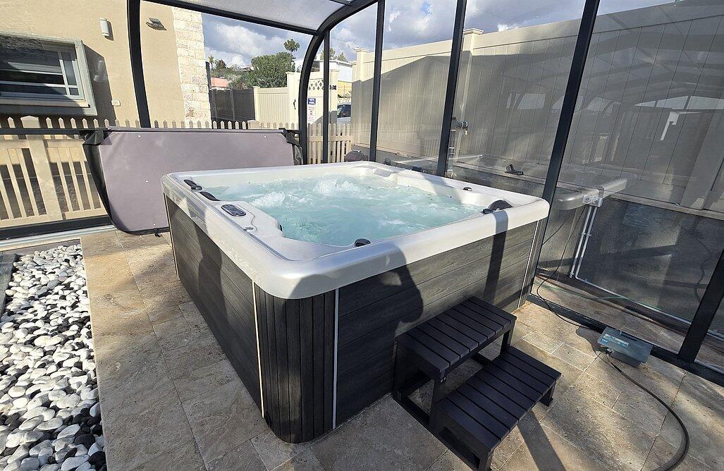 וילה כמיסה - Villa Kamisa צפון  4  נופש - וי פור ויקיישן - V for Vacation