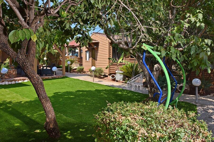 בקתות ספיר צפון  11  נופש - וי פור ויקיישן - V for Vacation