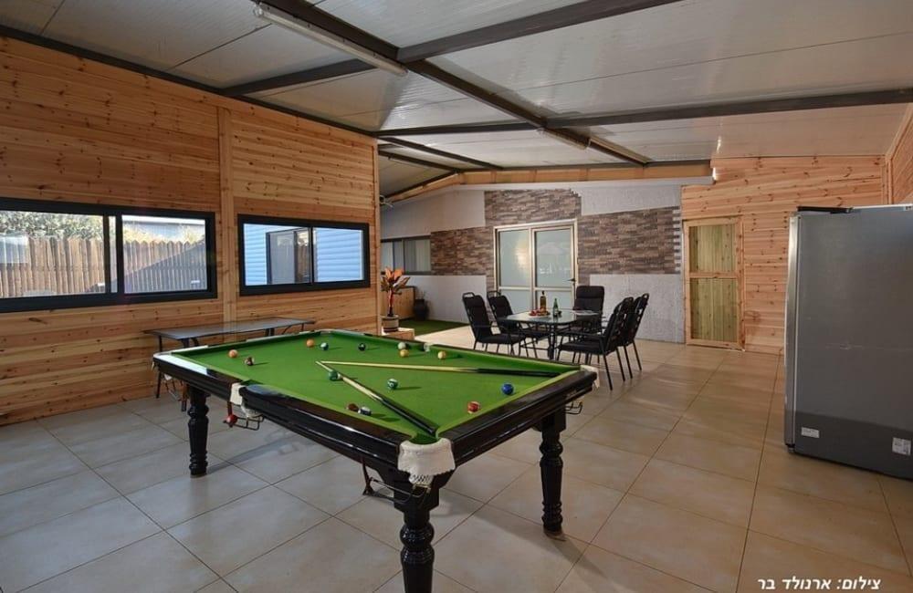 וילה יאניס צפון  6  נופש - וי פור ויקיישן - V for Vacation