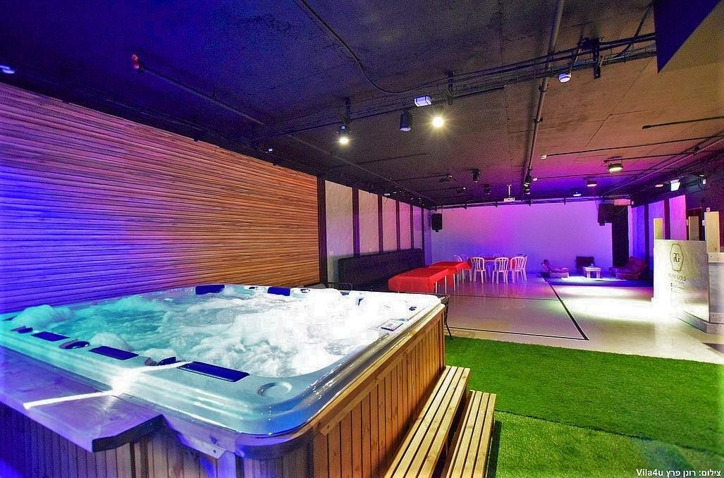 מתחם אירועים רוז גולד - Rose Gold מרכז  11  לופט 4 יו