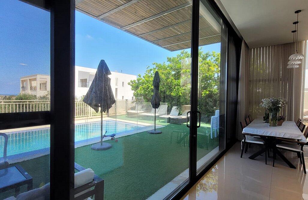 וילה צוקי ים מרכז  7  נופש - וי פור ויקיישן - V for Vacation