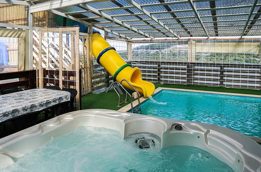 וילה אלברטו צפון  23  נופש - וי פור ויקיישן - V for Vacation