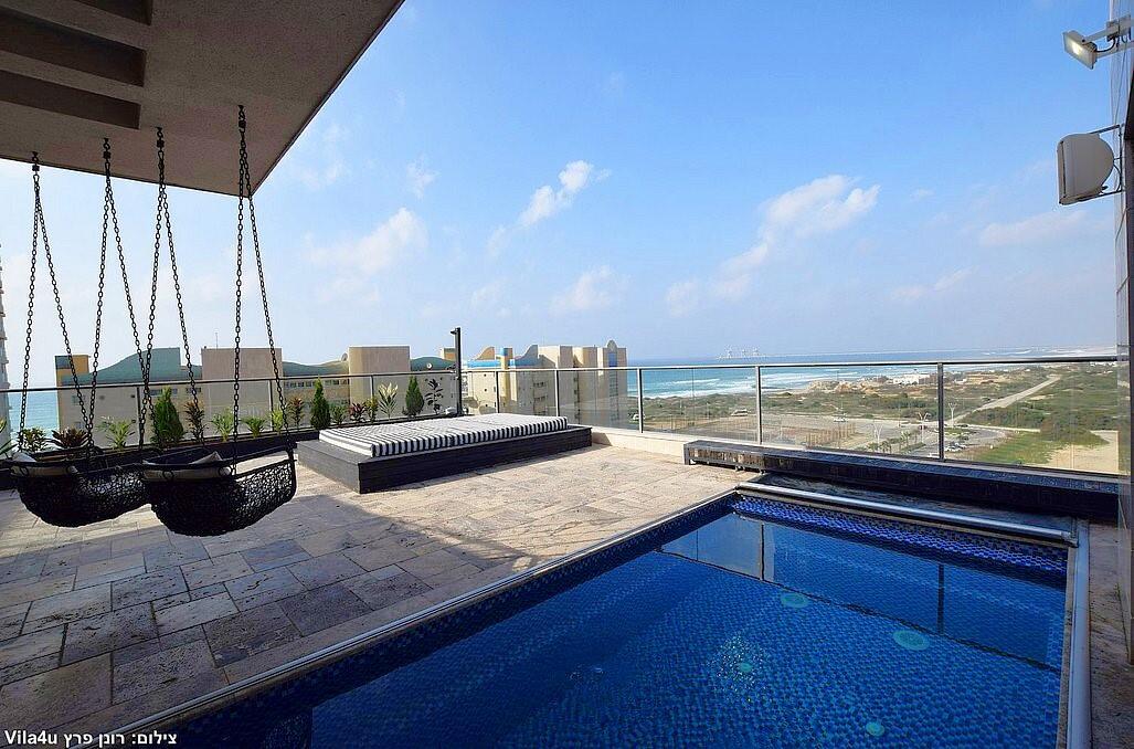 סי וויו פנטהאוז - Sea View Penthouse מרכז  2  נופש - וי פור ויקיישן - V for Vacation