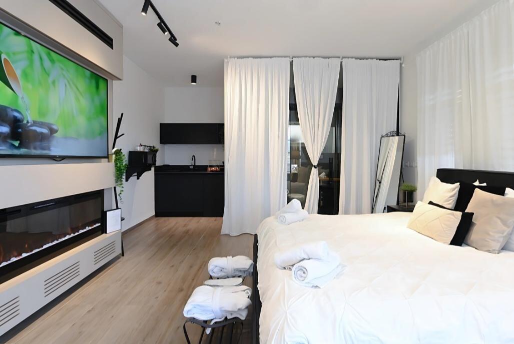 Peak Boutique Suites - סוויטות פיק צפון  23  נופש - וי פור ויקיישן - V for Vacation