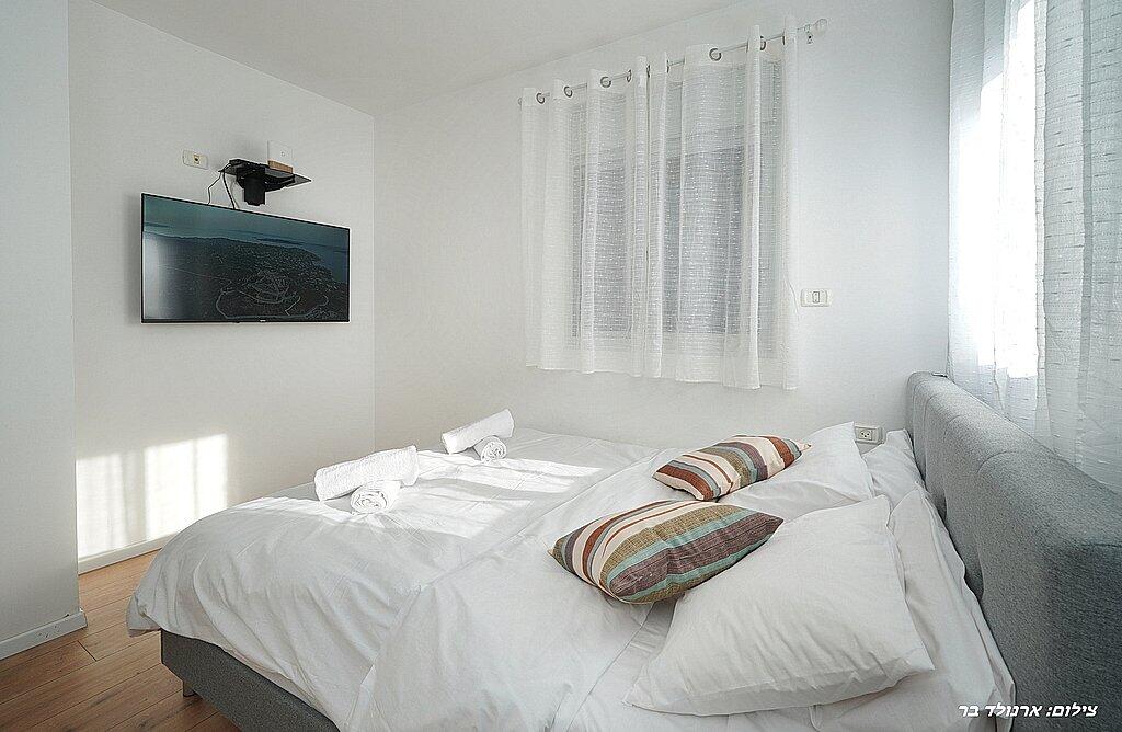 סי בוטיק נהריה צפון  13  נופש - וי פור ויקיישן - V for Vacation