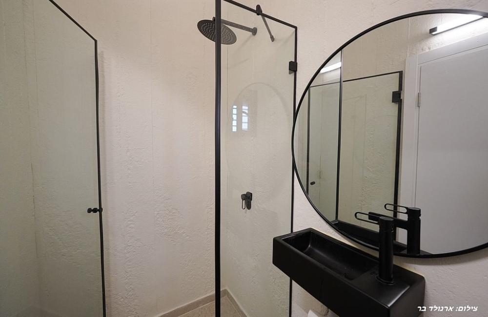 וילת צוקי ים מרכז  31  נופש - וי פור ויקיישן - V for Vacation