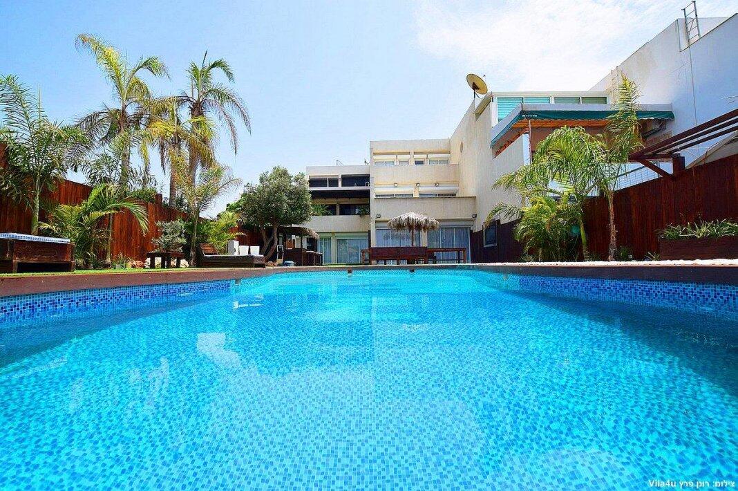 וילה בנגמין על הים מרכז  14  נופש - וי פור ויקיישן - V for Vacation