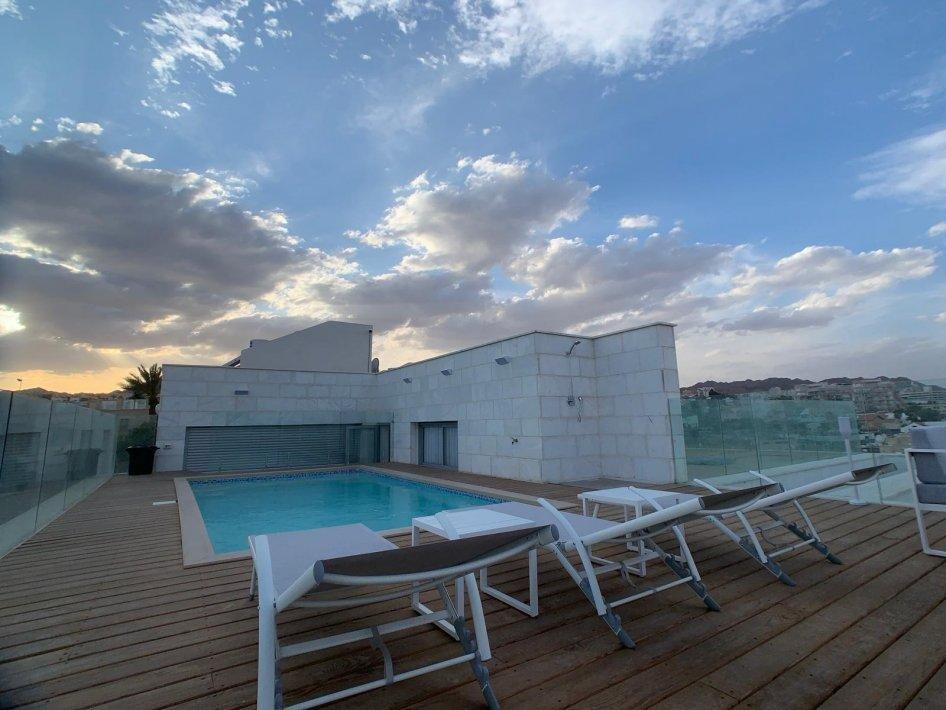 וילה וילאליס דרום  2  נופש - וי פור ויקיישן - V for Vacation