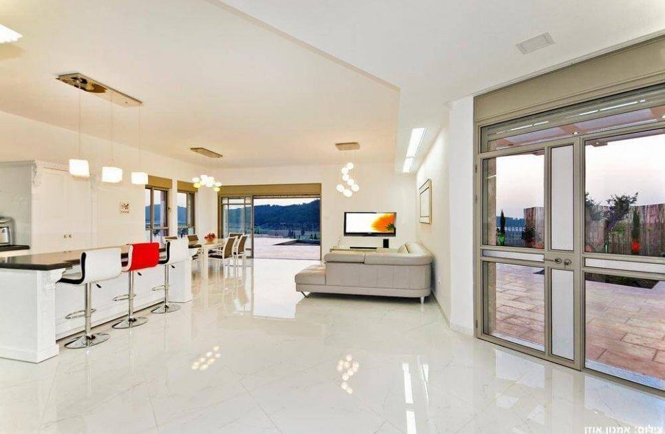 אחוזת דניאל מרכז  13  נופש - וי פור ויקיישן - V for Vacation