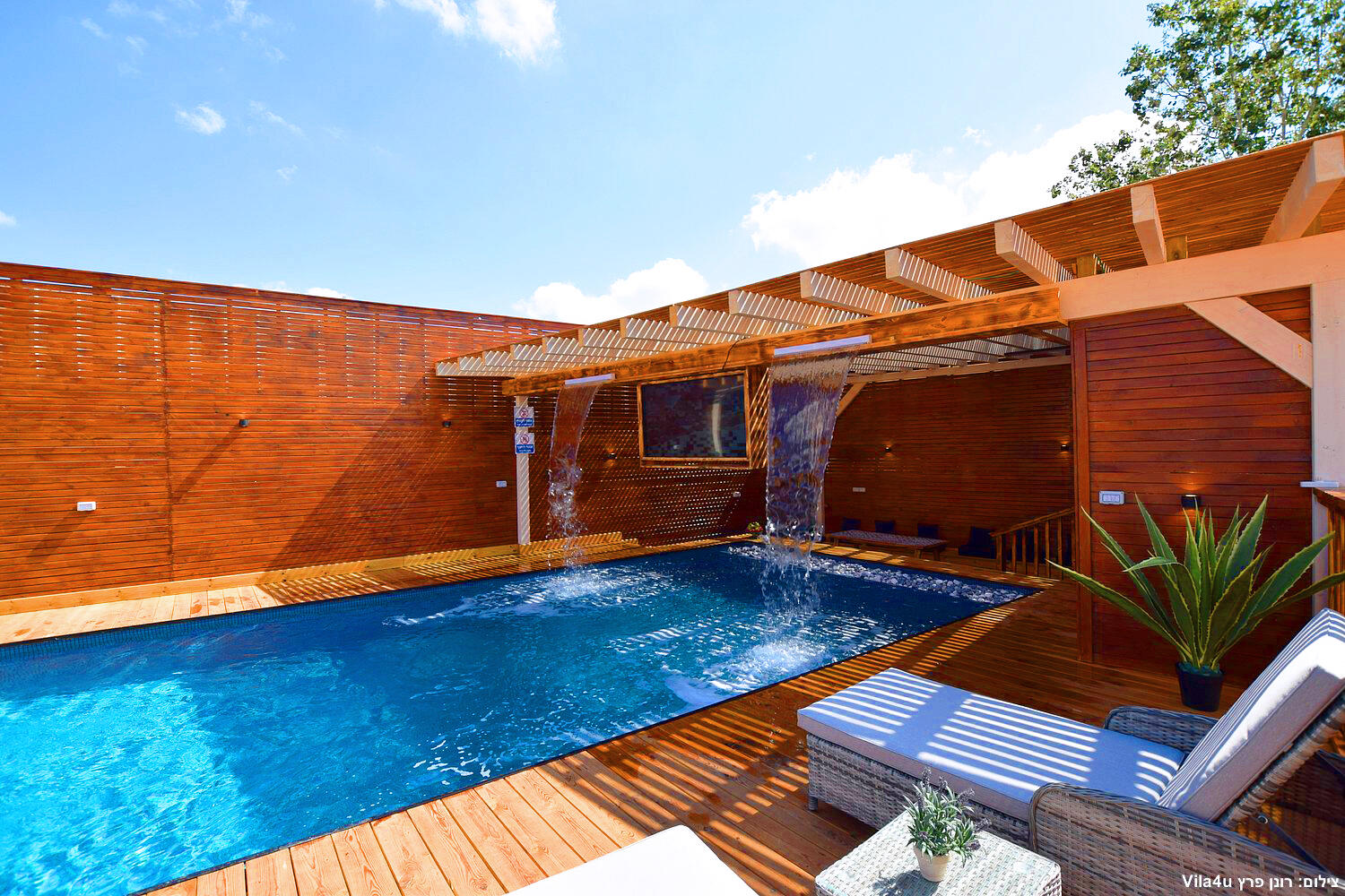 וילה לונה צפון  3  נופש - וי פור ויקיישן - V for Vacation