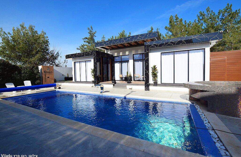 סוויטת דיאנס - dians luxury צפון  25  נופש - וי פור ויקיישן - V for Vacation