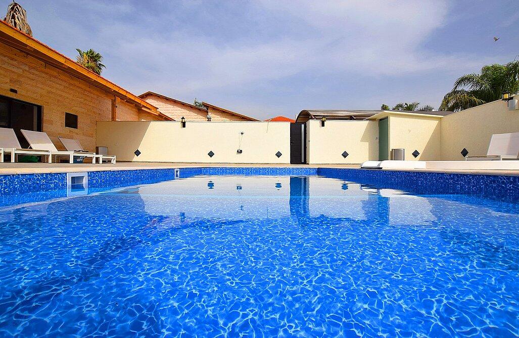 אחוזת רפאלי מרכז  32  נופש - וי פור ויקיישן - V for Vacation