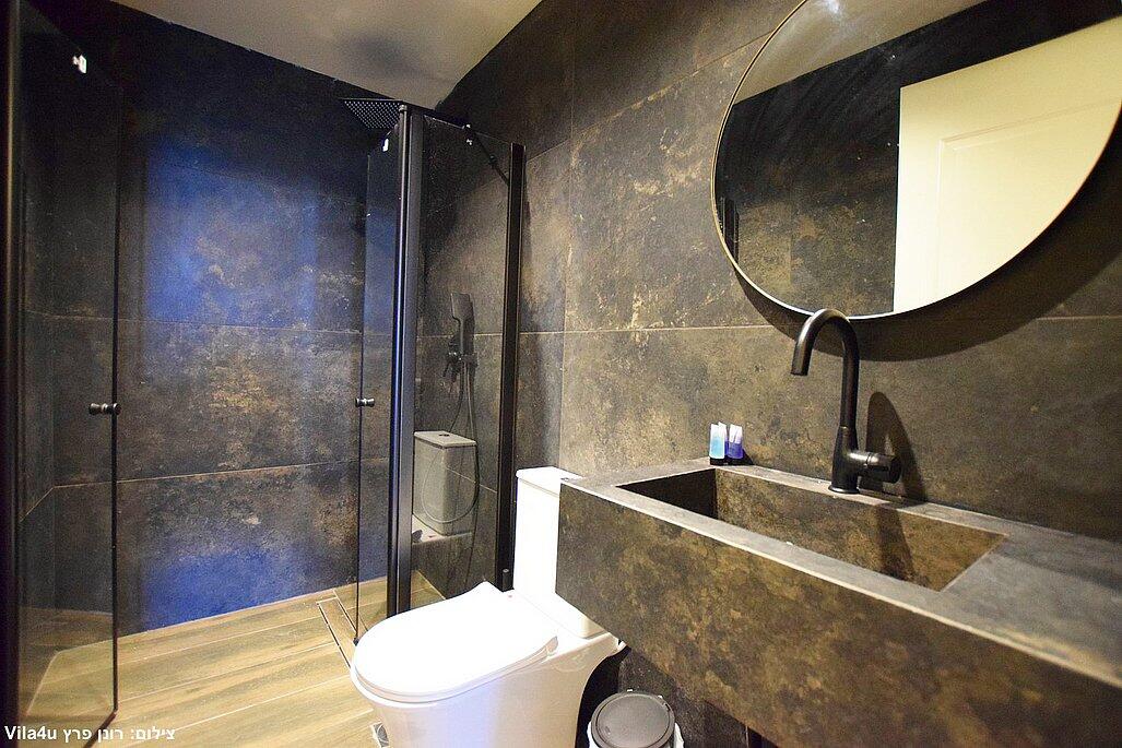 וילה איידר ויליג' צפון  11  נופש - וי פור ויקיישן - V for Vacation