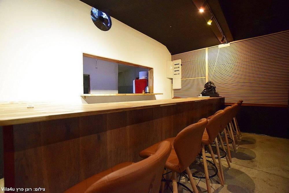 זאקיז מרכז  15  לופט 4 יו