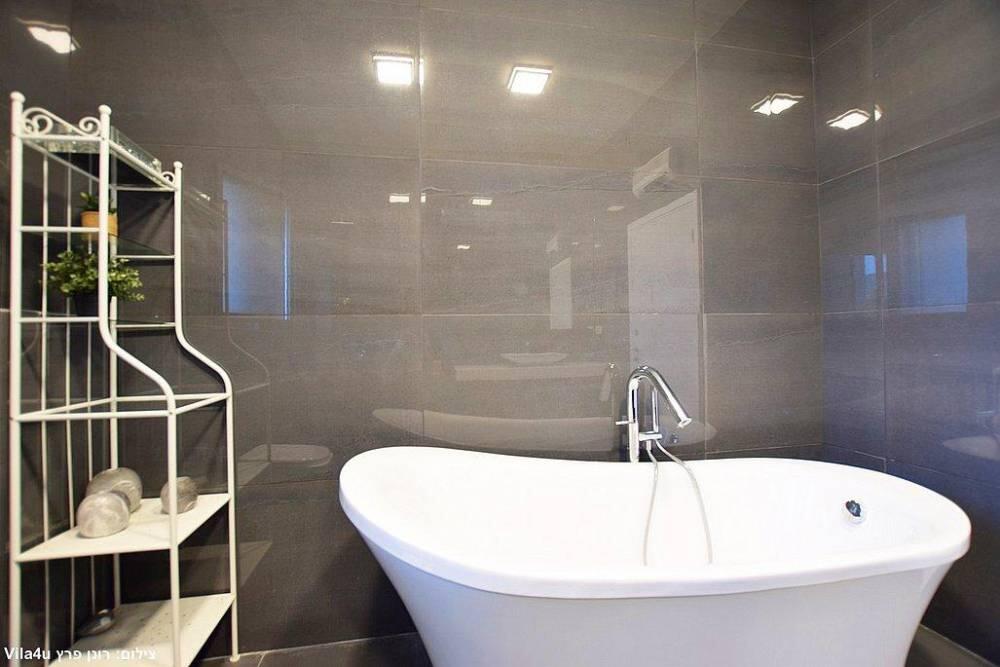 אחוזת ליבי צפון  17  נופש - וי פור ויקיישן - V for Vacation