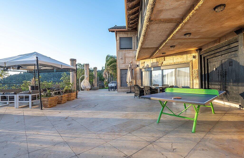 גני הצוק - וילת אירוח צפון  48  נופש - וי פור ויקיישן - V for Vacation