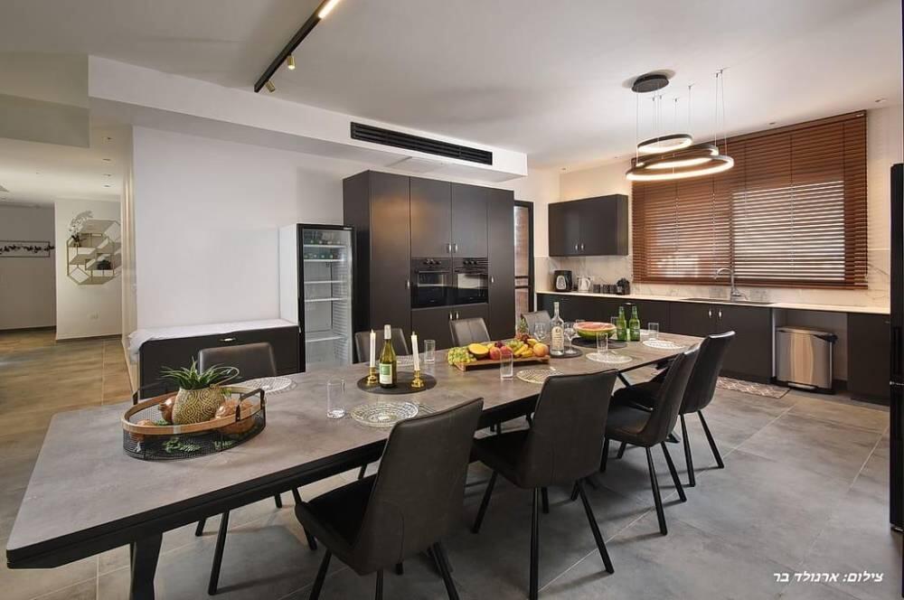 וילה הראל צפון  6  נופש - וי פור ויקיישן - V for Vacation