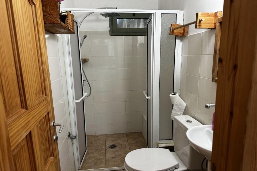 שיר החורש צפון  25  נופש - וי פור ויקיישן - V for Vacation