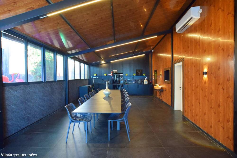 וילה קאסה מורה - Casa Mora מרכז  25  נופש - וי פור ויקיישן - V for Vacation