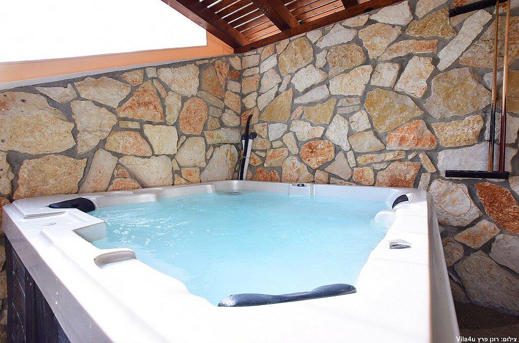 וילה גספר צפון  4  נופש - וי פור ויקיישן - V for Vacation