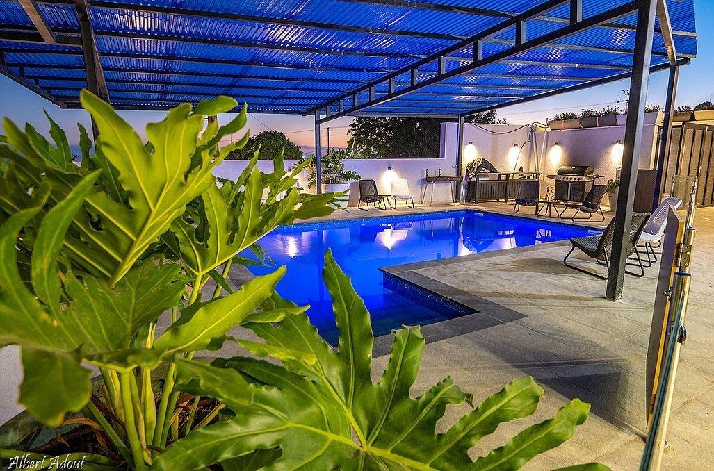 מתחם אירוח אודט צפון  11  נופש - וי פור ויקיישן - V for Vacation