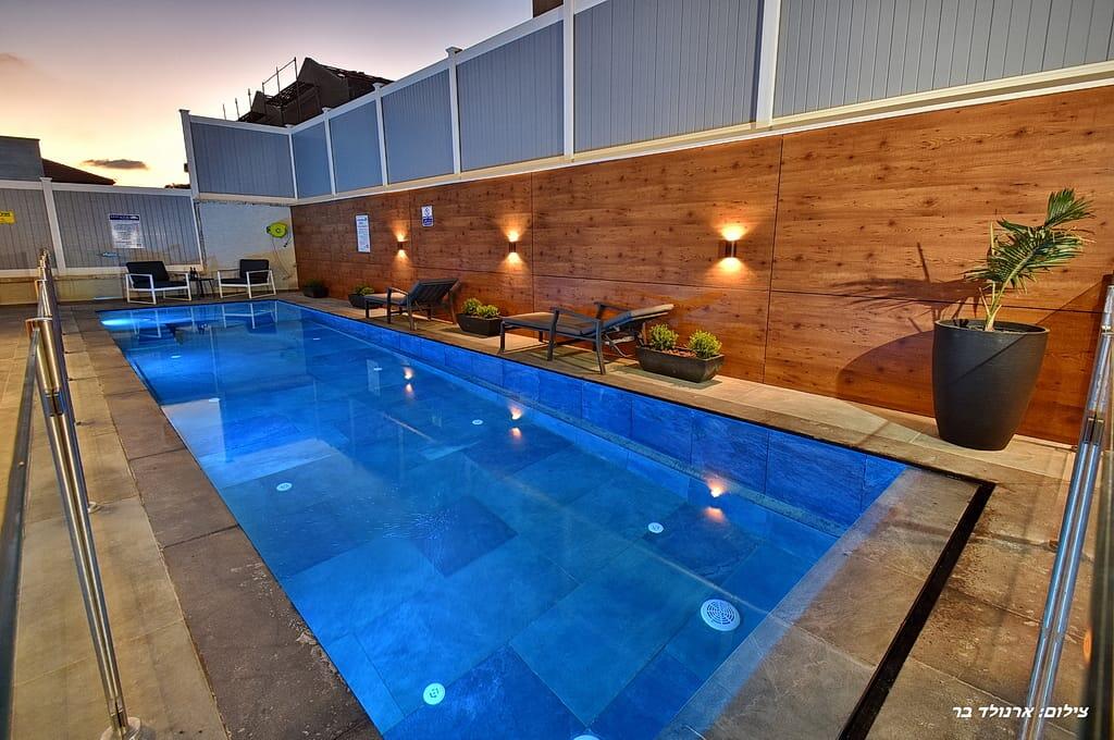 אחוזת ינון צפון  17  נופש - וי פור ויקיישן - V for Vacation