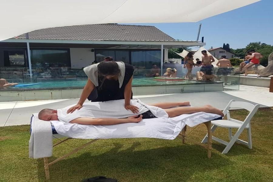 אחוזה 14 מרכז  4  נופש - וי פור ויקיישן - V for Vacation