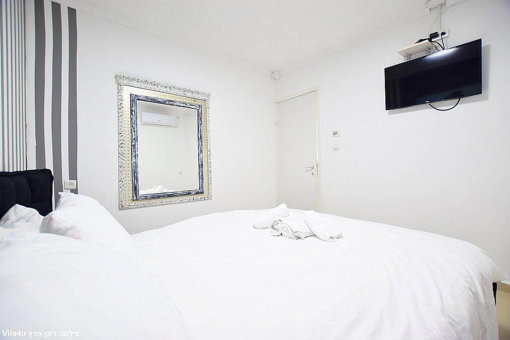 אחוזת אלונים ירכא צפון  13  נופש - וי פור ויקיישן - V for Vacation