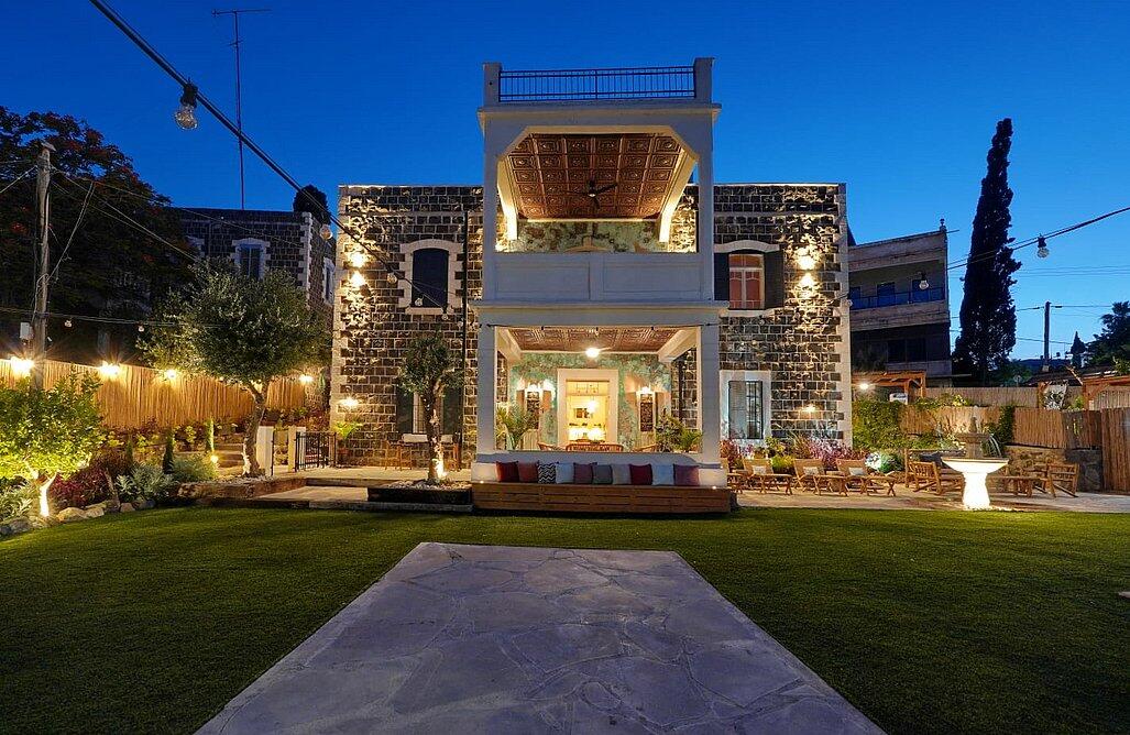 וילה אואזיס פאלאס צפון  8  נופש - וי פור ויקיישן - V for Vacation