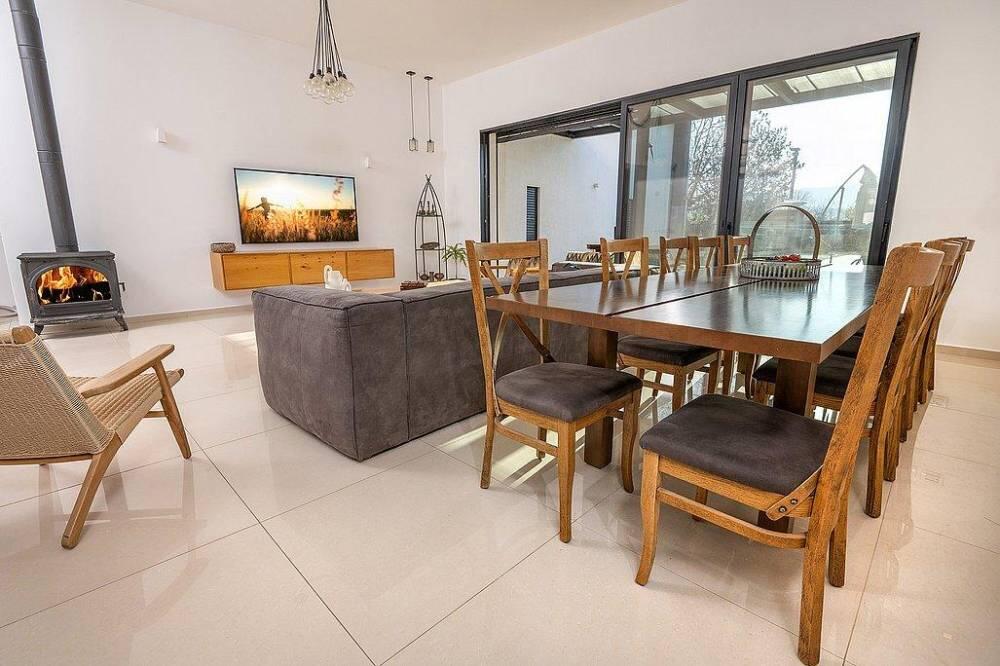 וילה שירת הנחל צפון  10  נופש - וי פור ויקיישן - V for Vacation