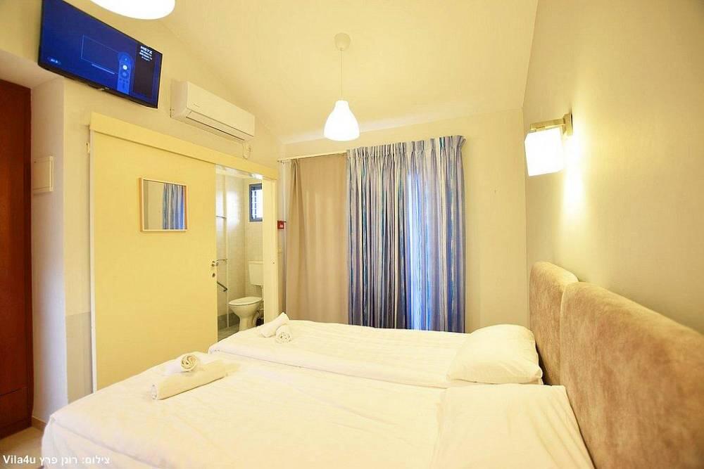 מגדל של חיים צפון  22  נופש - וי פור ויקיישן - V for Vacation