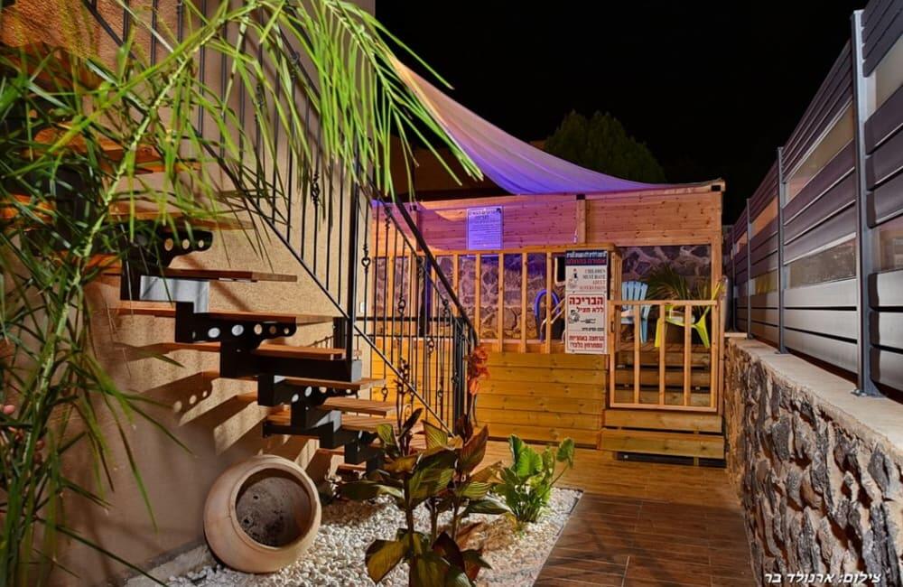 וילה מאיורי בוטיק צפון  19  נופש - וי פור ויקיישן - V for Vacation