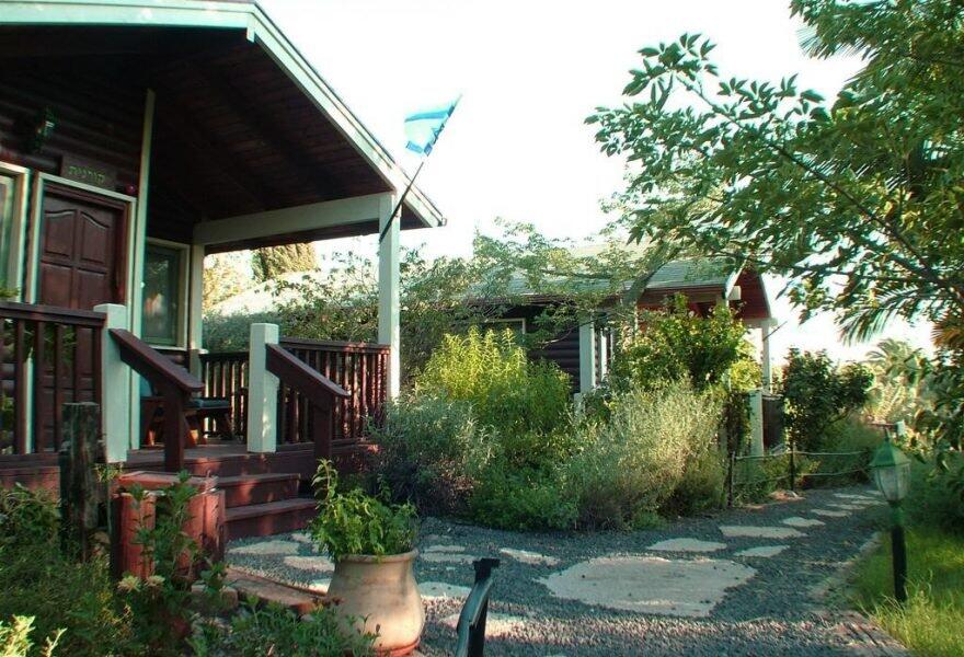 הבקתה הגלילית צפון  8  נופש - וי פור ויקיישן - V for Vacation