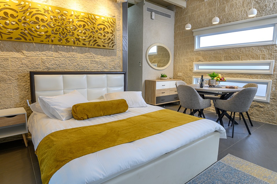 אחוזת מיא - סוויטות בוטיק על המים צפון  11  נופש - וי פור ויקיישן - V for Vacation