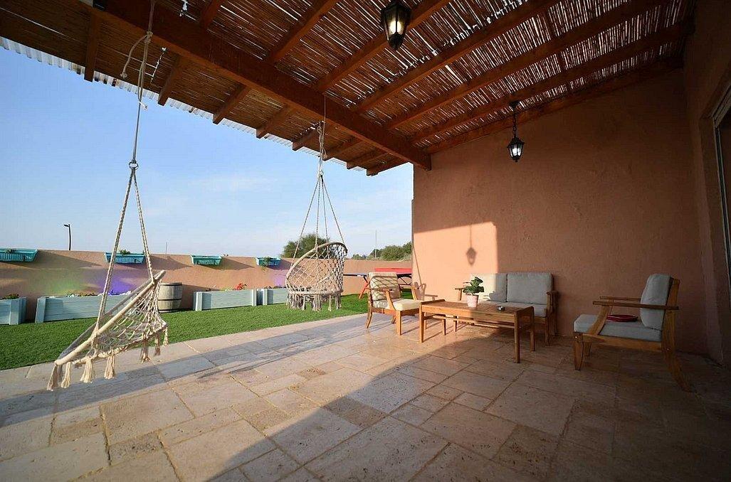 אצולת אירופה מרכז  19  נופש - וי פור ויקיישן - V for Vacation