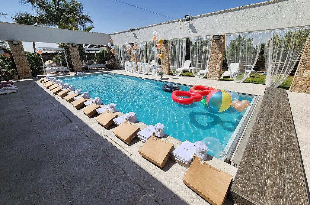 הברבור הורוד דרום  1  לופט 4 יו