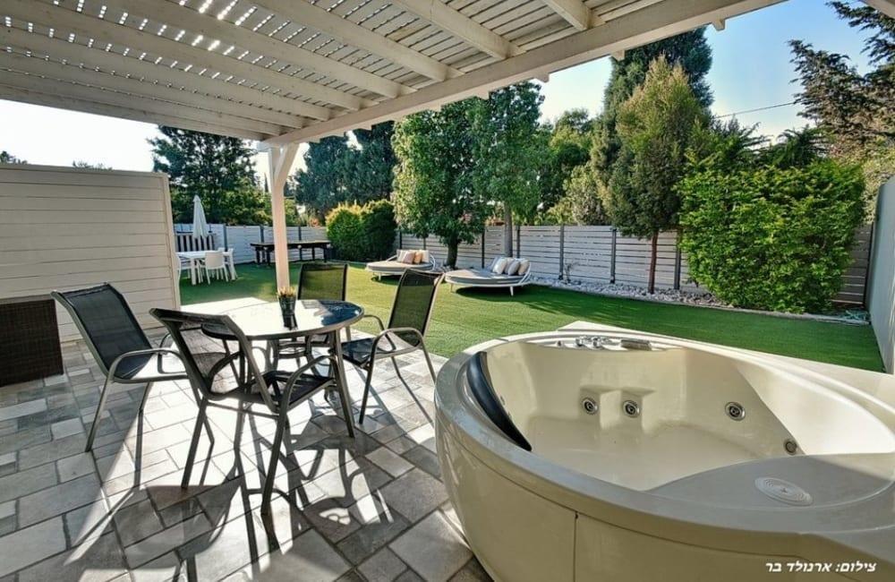 פול וויו צפון  36  נופש - וי פור ויקיישן - V for Vacation