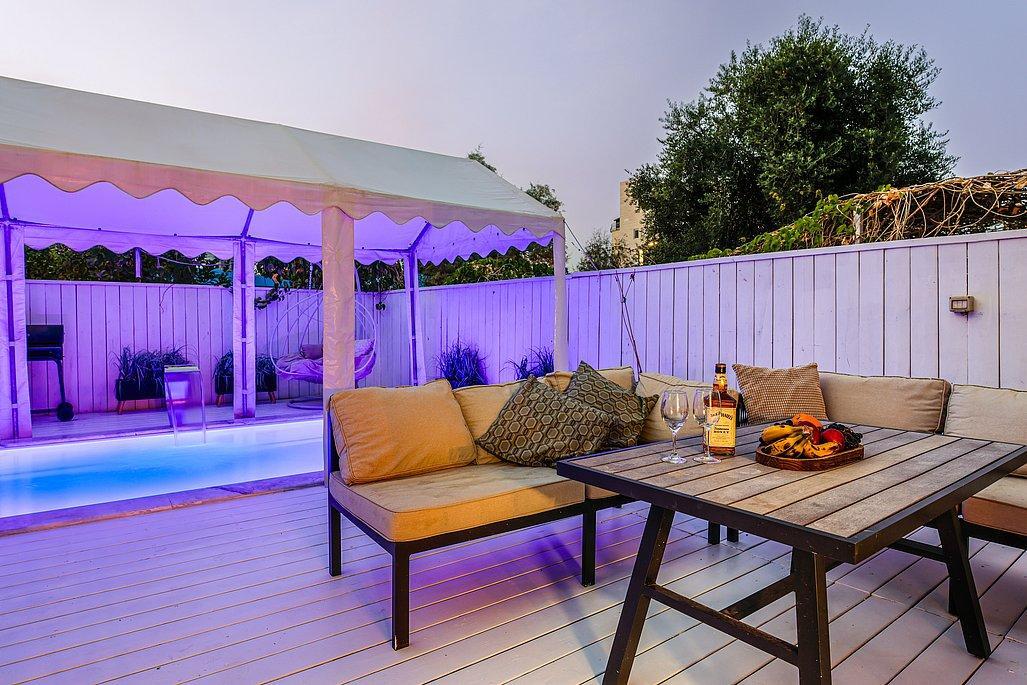 וילה יושי ריזורט דרום  12  נופש - וי פור ויקיישן - V for Vacation