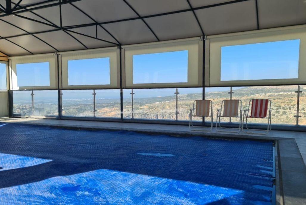 מצפה הצוקים צפון  13  נופש - וי פור ויקיישן - V for Vacation