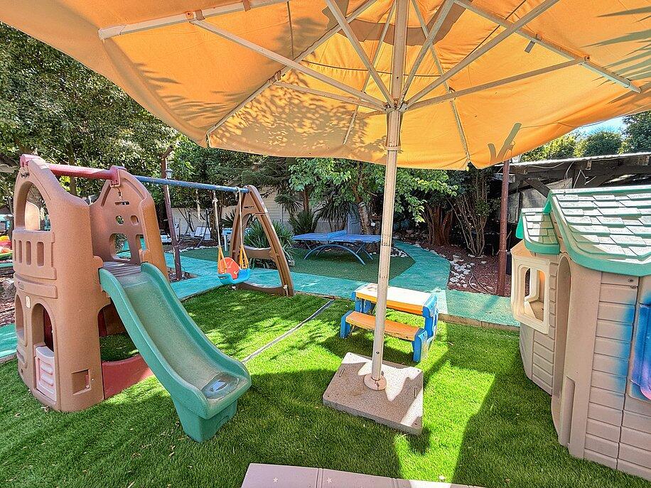 צימרים אחוזת אדר צפון  17  נופש - וי פור ויקיישן - V for Vacation